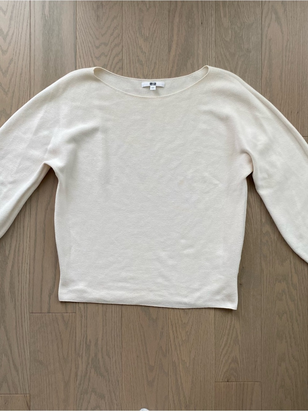 Uniqlo 3D Knit Boatneck Top in Off White - Picture 11 of 12